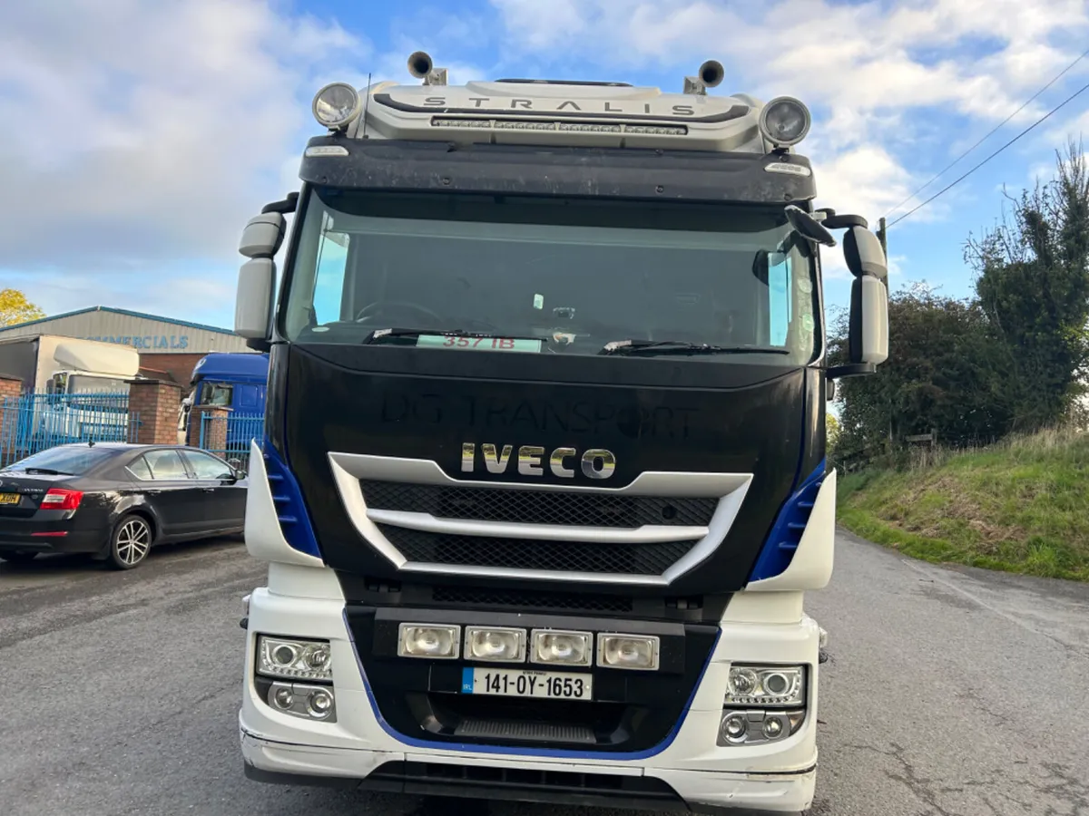 2014 iveco stralis 460 6x2 tractor unit - Image 2