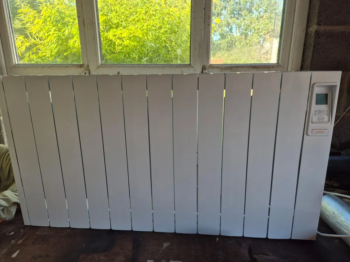 Creda Aluminium 2kw wall heater new. - Image 3