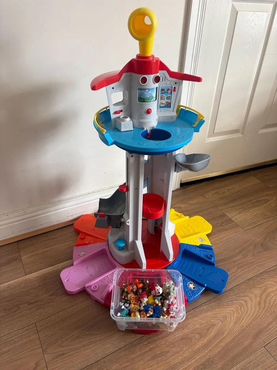 Paw Patrol My Size Lookout Tower - Image 1