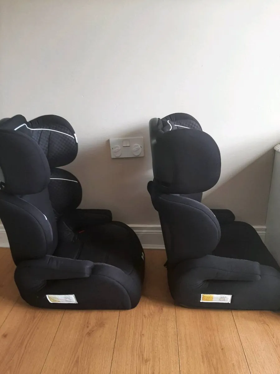 Child Car Seats - Image 3