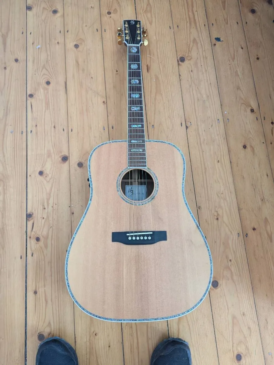 Guitar - Image 2