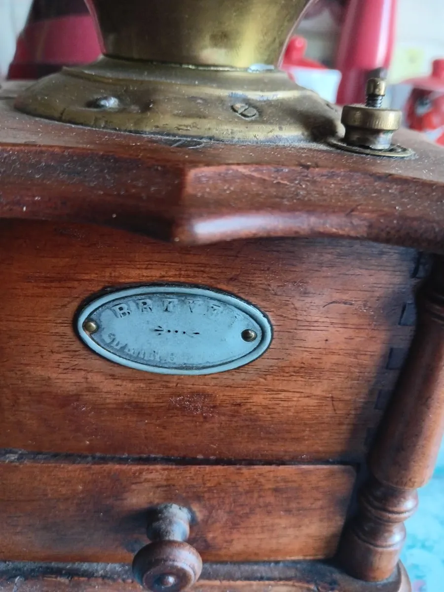 Vintage coffee grinder - Image 2