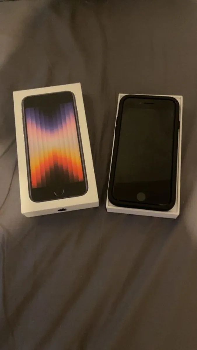 IPhone SE 3 100% Battery Health - Image 4