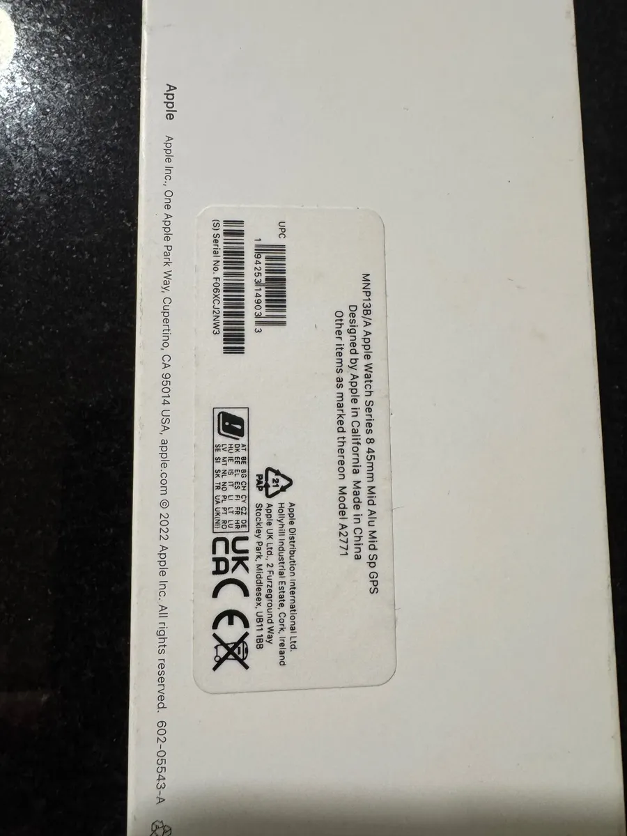 Apple Watch Series 8 45mm Midnight Blue & 5 Straps - Image 3