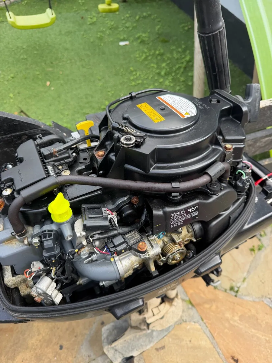 Outboard engine - Image 3