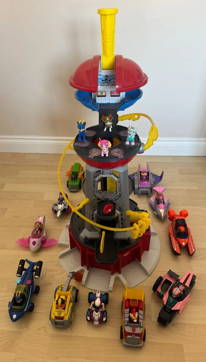 Paw Patrol, Mighty Lookout Tower + much more - Image 3