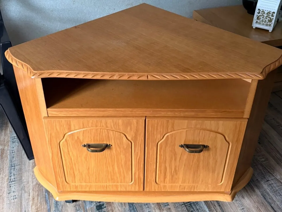 Corner TV unit - Image 2