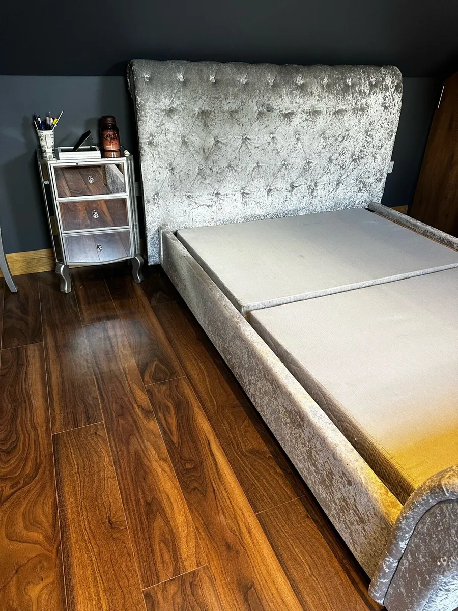 Bedroom set - Image 2