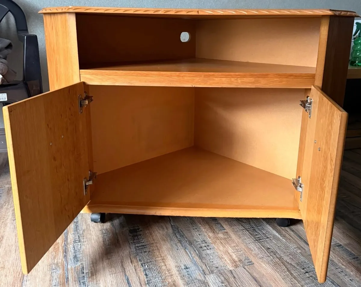 Corner TV unit - Image 3