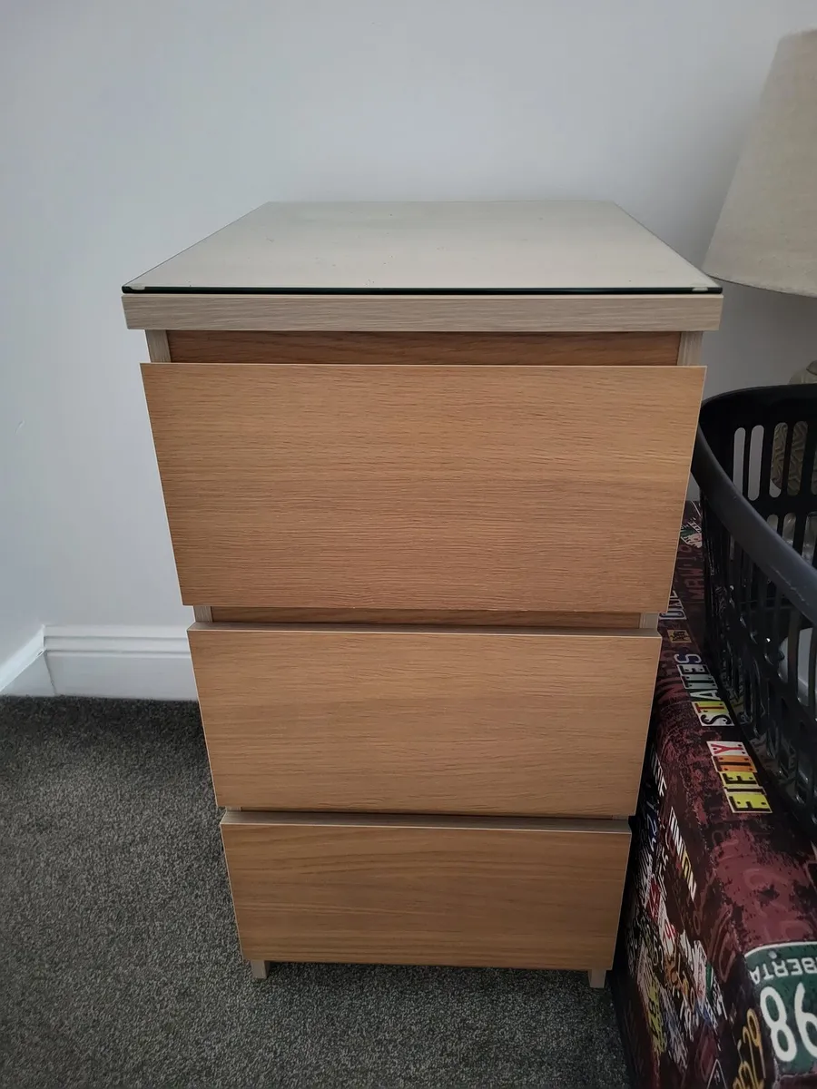 Bed side locker