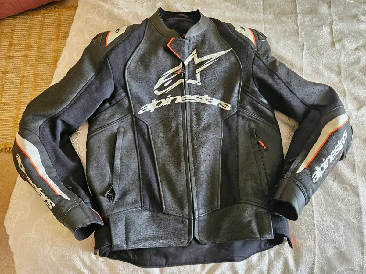 Helmet and Jacket - Image 4