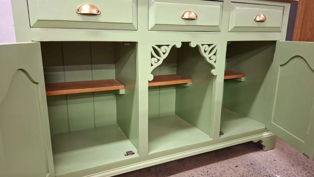 Vintage pine kitchen dresser, sage green - Image 4