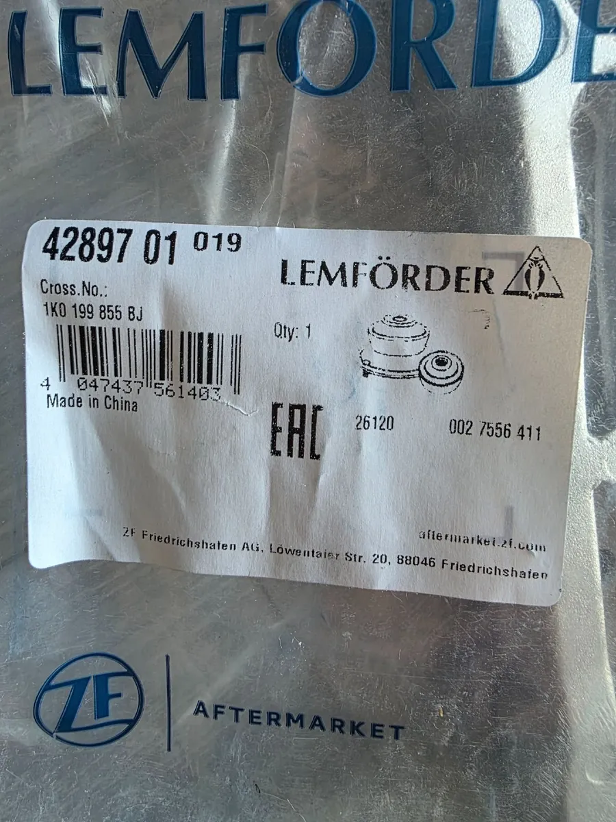 LEMFORDER VW Golf Mk6 Mount Set NEW - Image 3