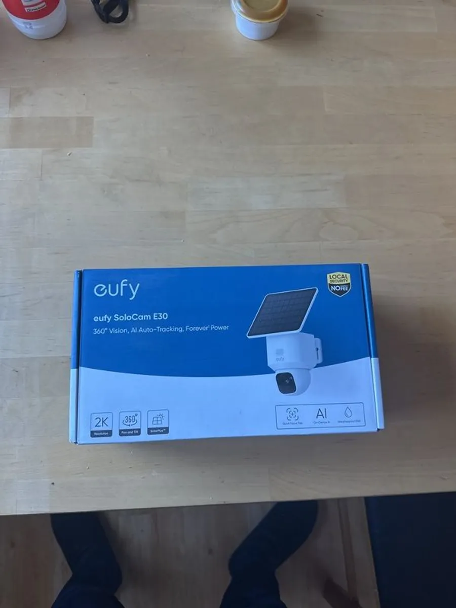 eufy SoloCam E30 - Image 1