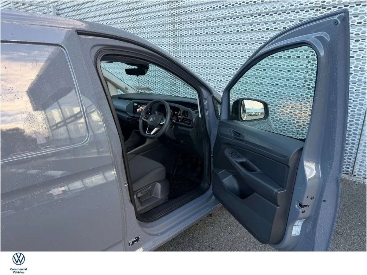Volkswagen Caddy CARGO BUSINESS 102HP MANUAL - Image 2