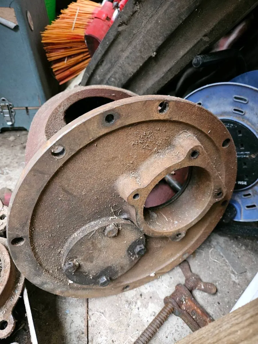 Gears - Image 3
