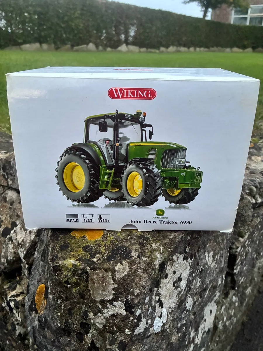 Britains John Deere 6930 1:32 - Image 1