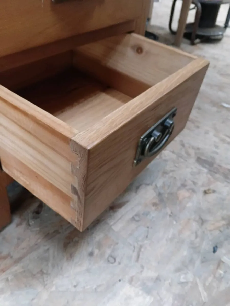 3 Drawer soild Oak lockers - Image 2