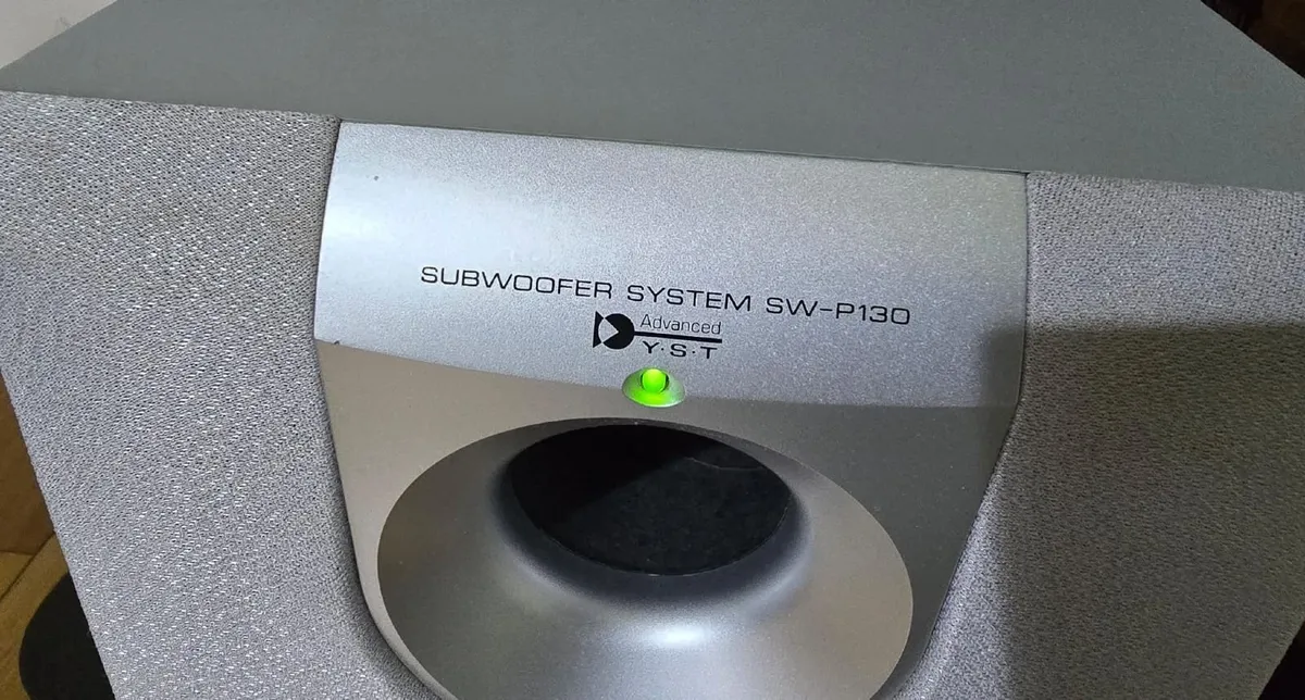 YAMAHA AMPLIFIER/AV RECIVER AND 5.1 SPEAKERS - Image 4