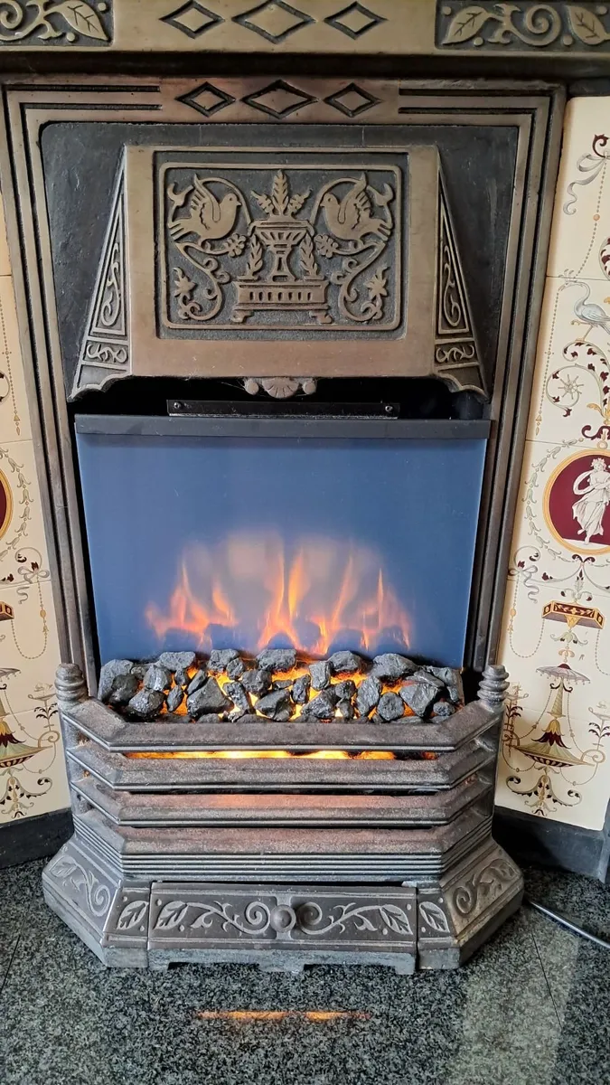 Coal effect fire - Image 1