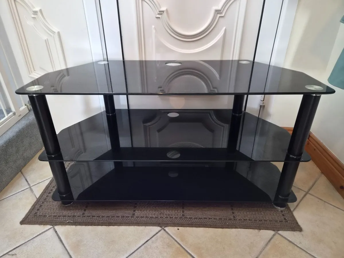 Black glass TV unit