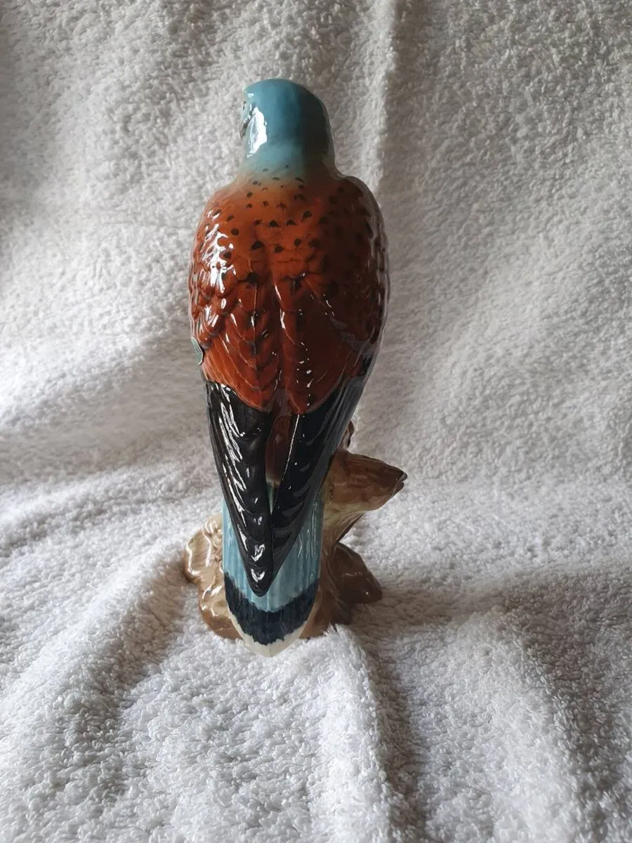 Vintage Beswick Kestrel Figurine - Image 2