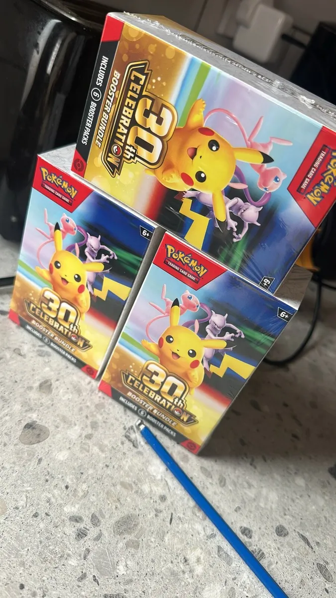 Pokemon bundle - Image 1