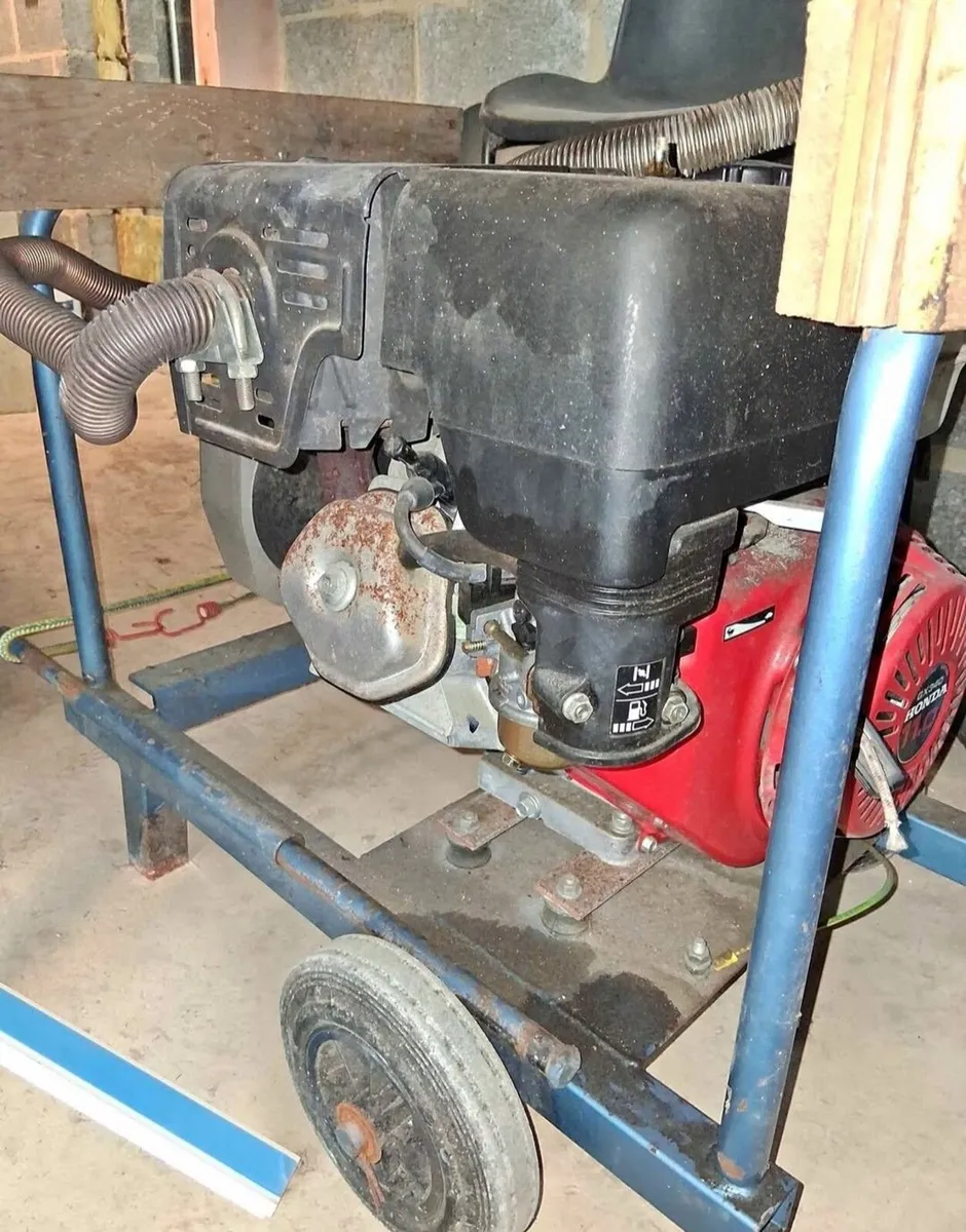 Honda generator - Image 2