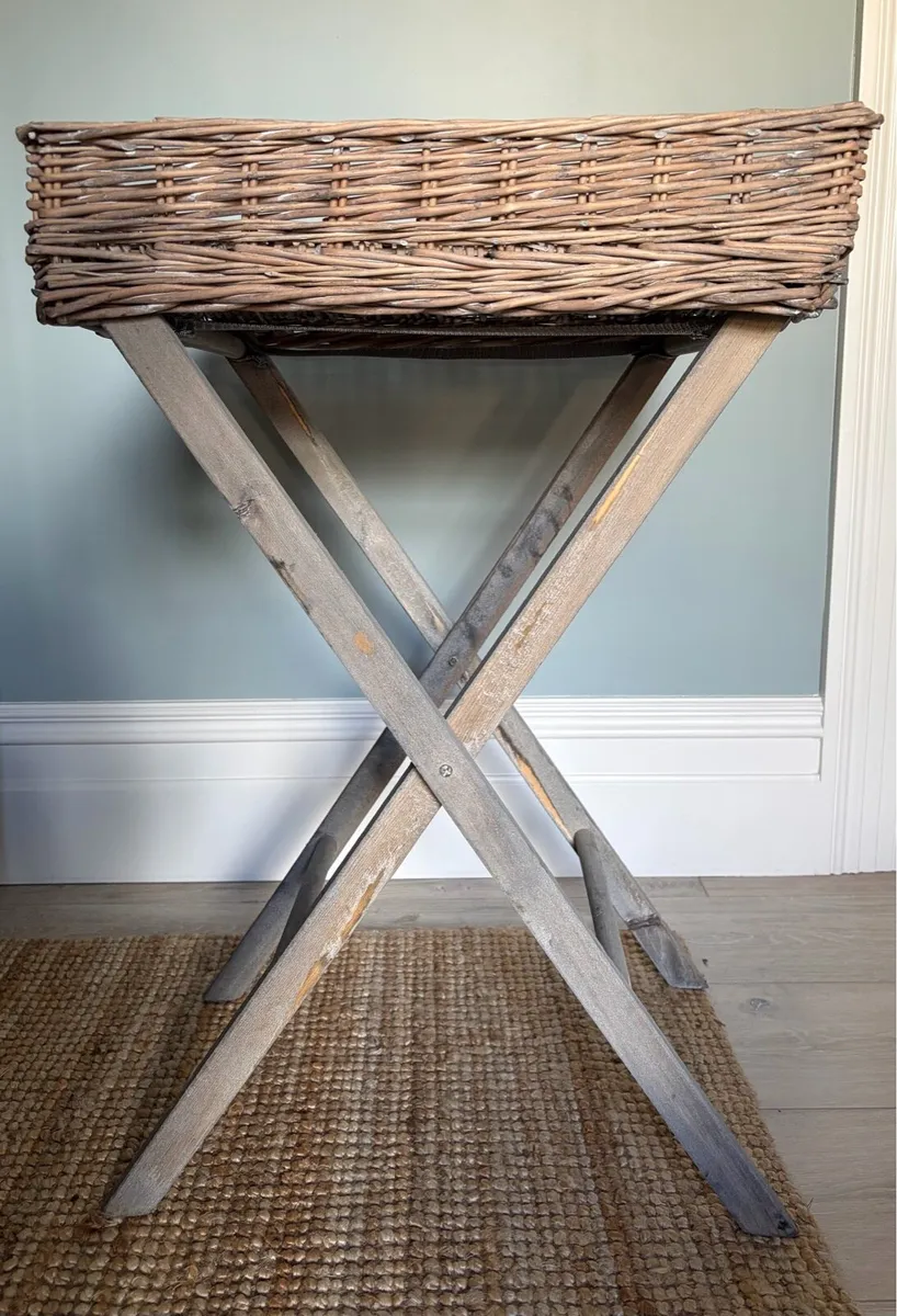 Wicker Basket Butler Tray Table with Folding x-fra - Image 1