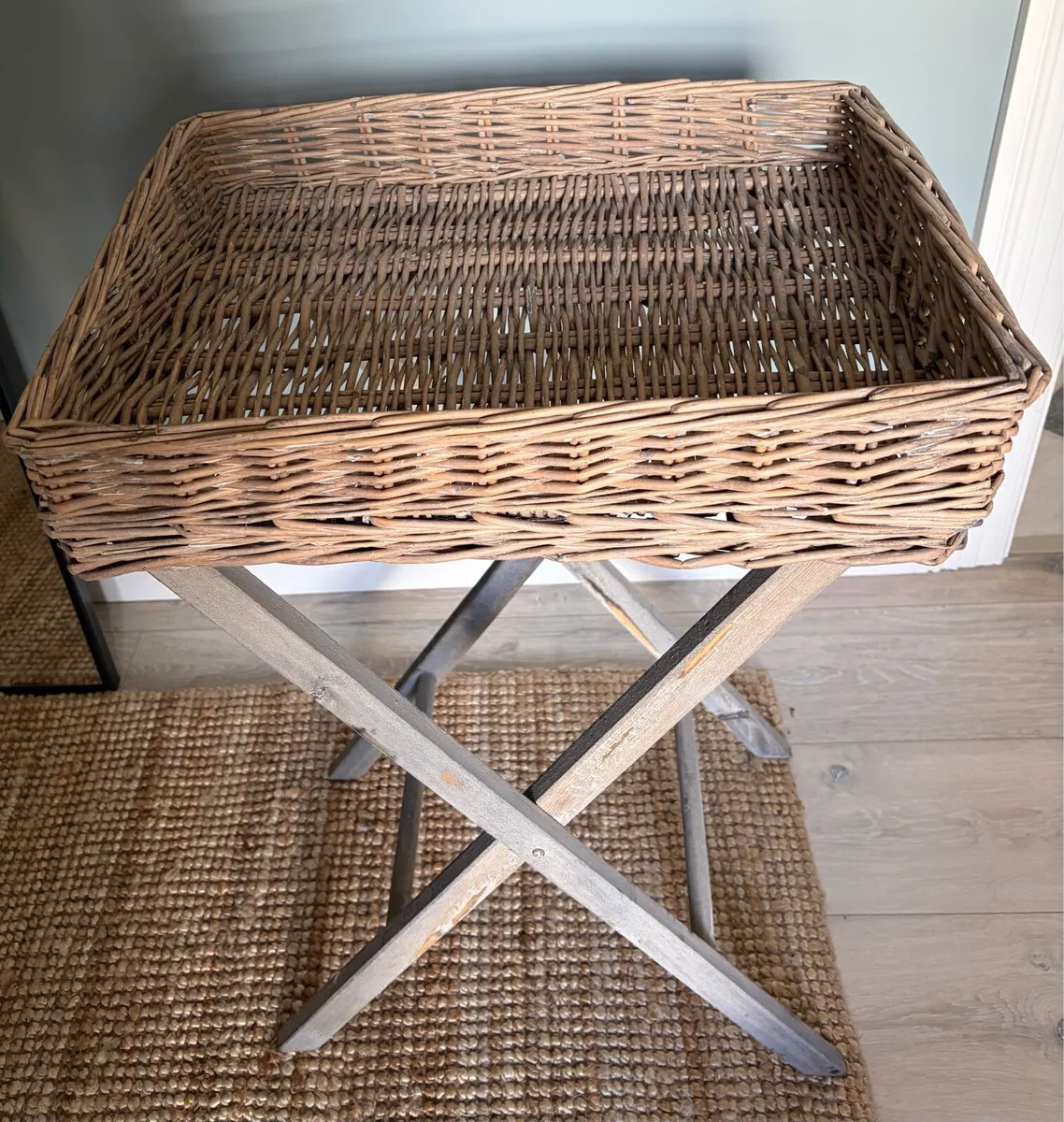 Wicker Basket Butler Tray Table with Folding x-fra - Image 2