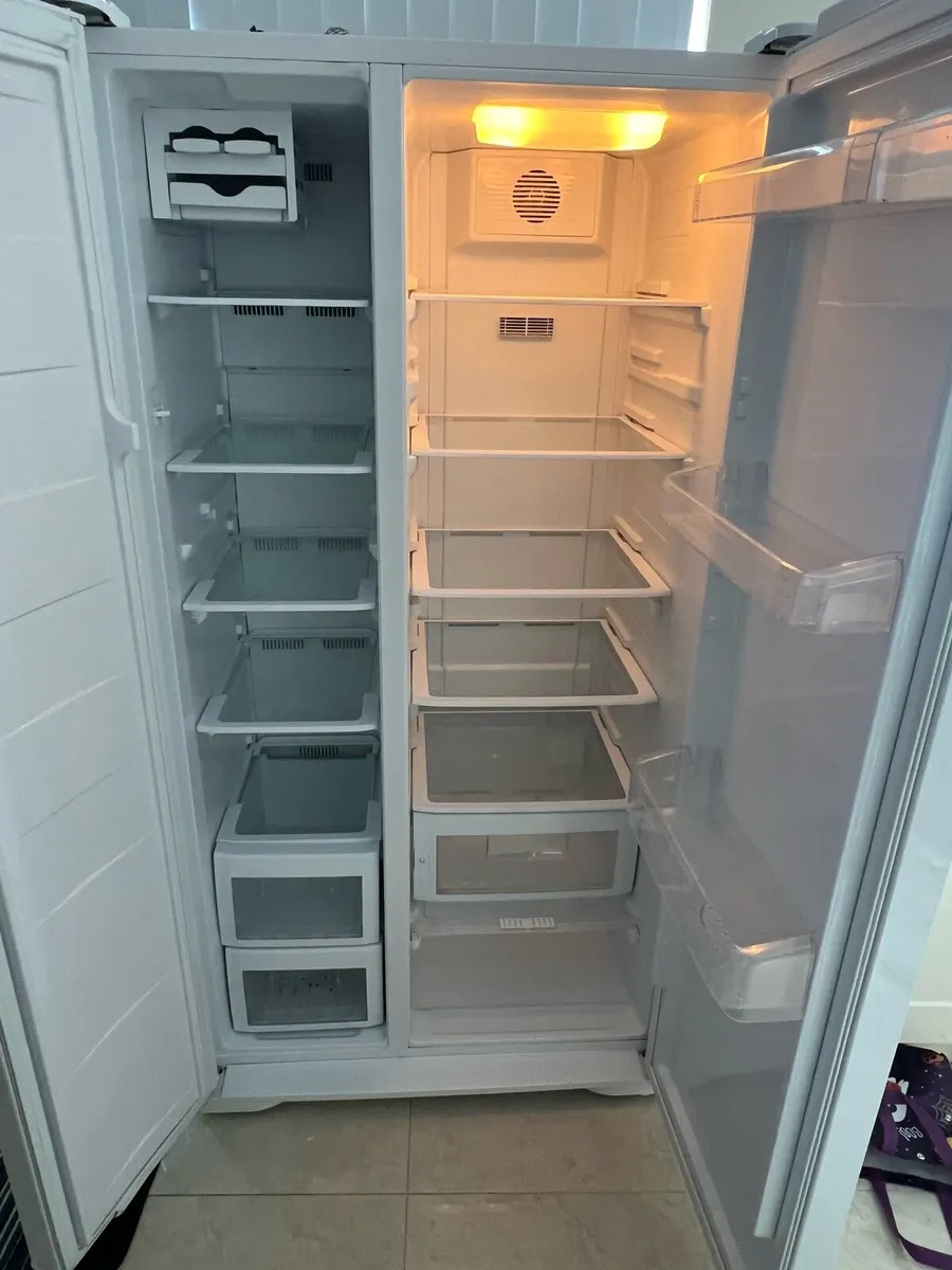 American fridge - Image 4