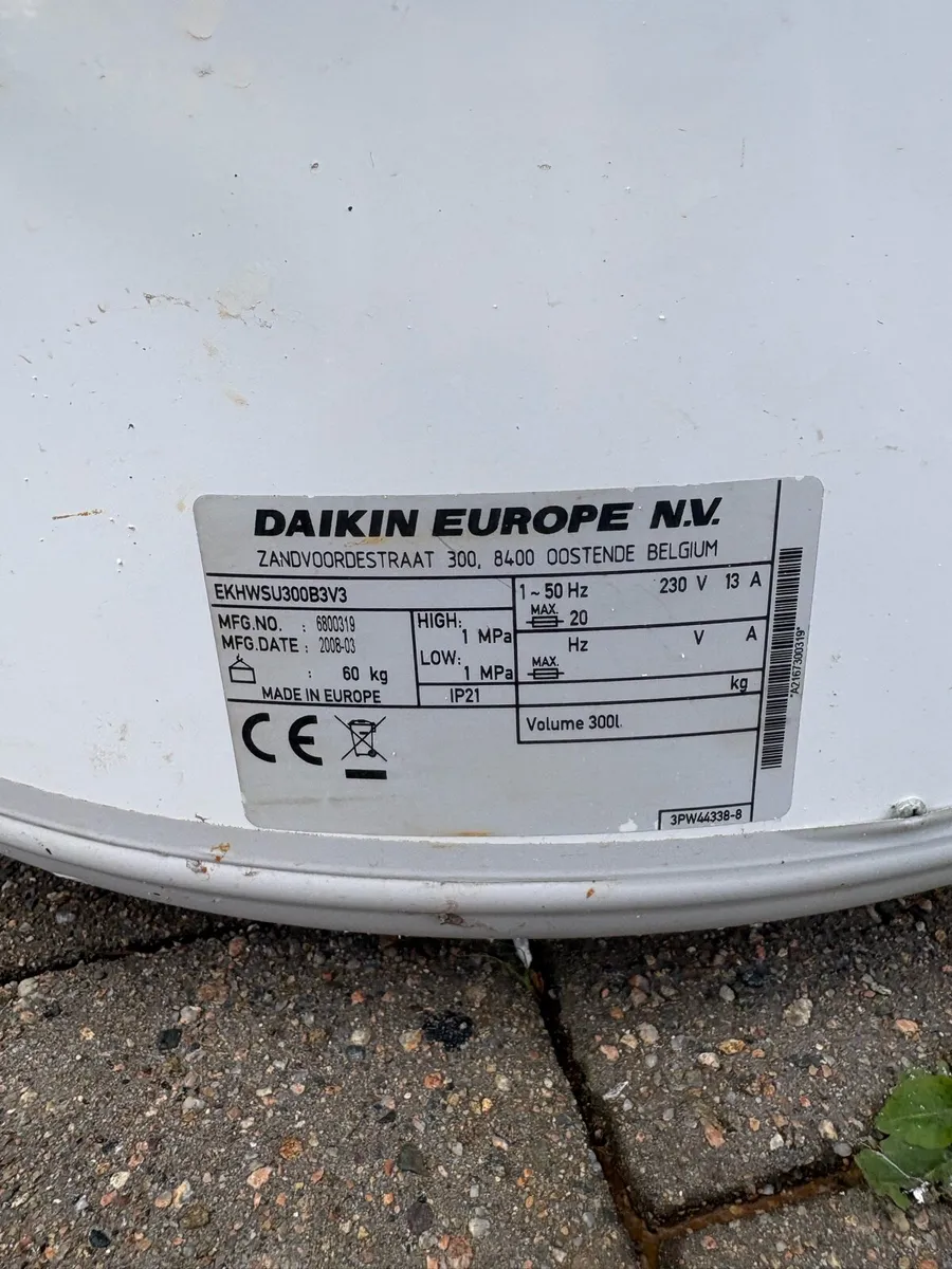 Daikin Altherma  300ltr hot water Cylinder. - Image 2