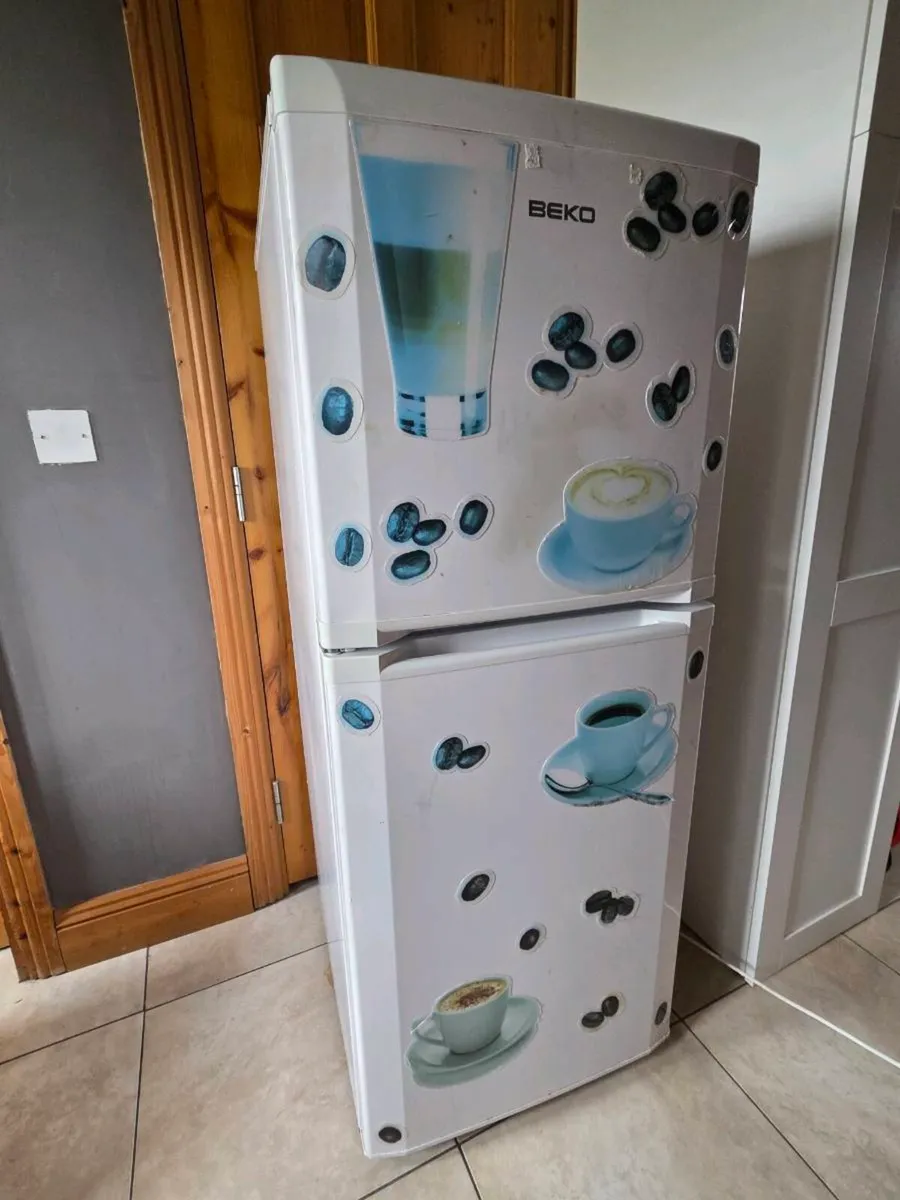 Beko fridge freezer - Image 1