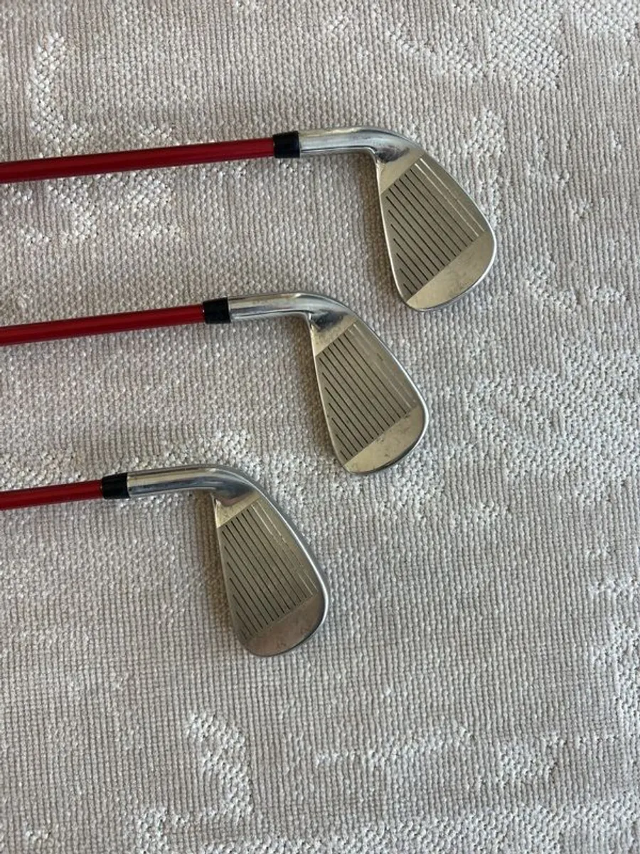 Callaway Xr Irons - Regular Flex Graphite Shafts - 5-PW - Image 4