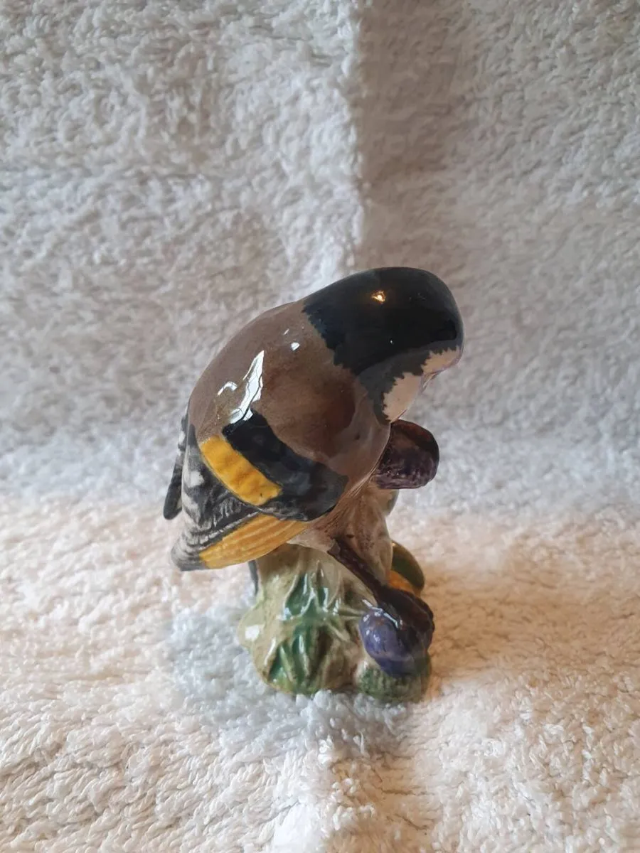 Vintage Beswick Goldfinch Bird Figurine - Image 2