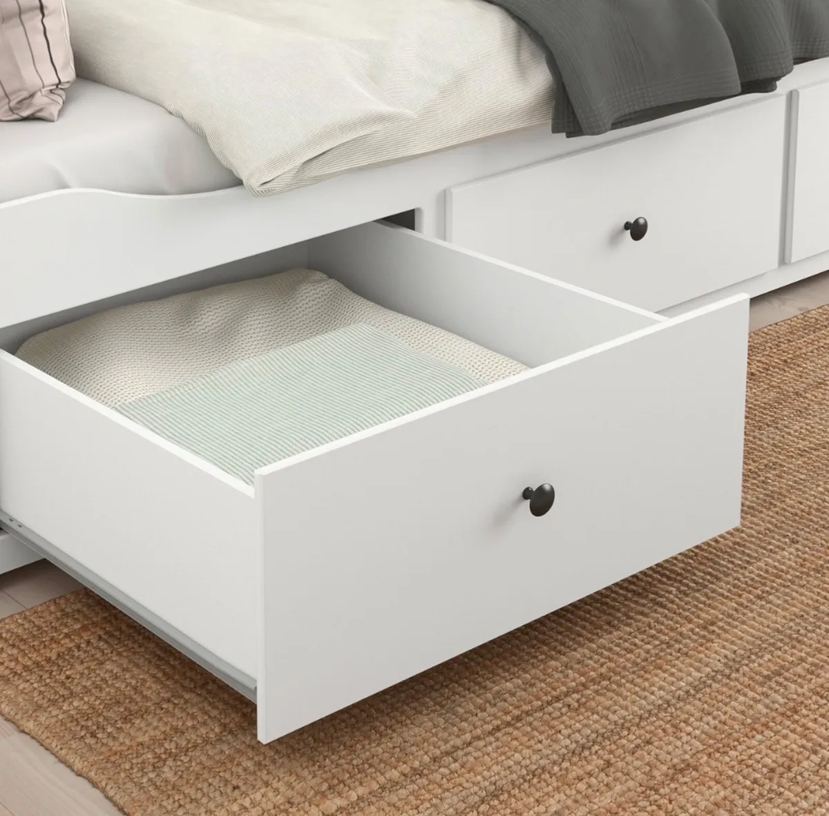 Sofa bed - Image 4