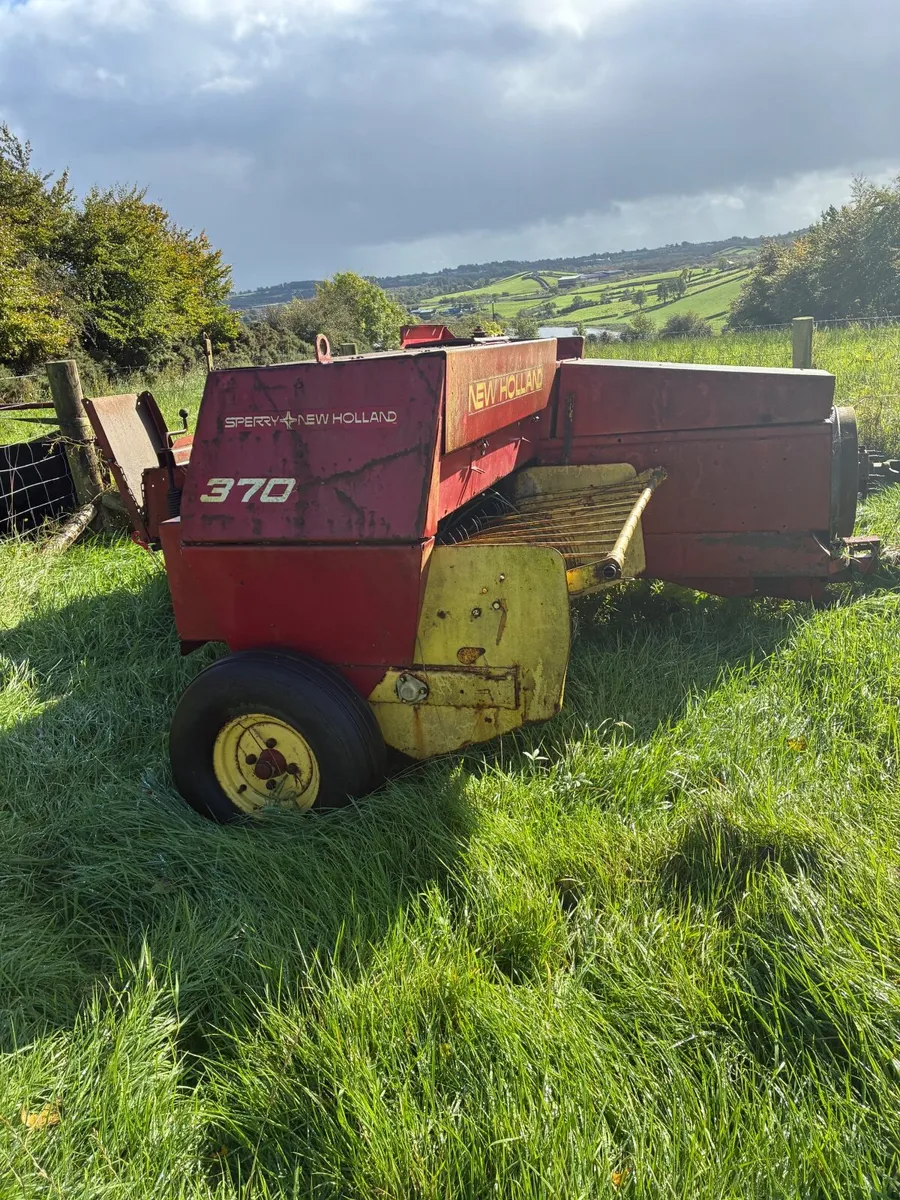 New Holland Baler - Image 2