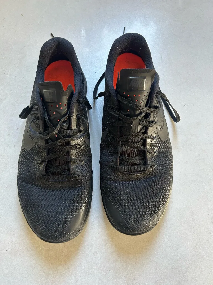 Nike Metcon 4 Tripe Black - Image 3