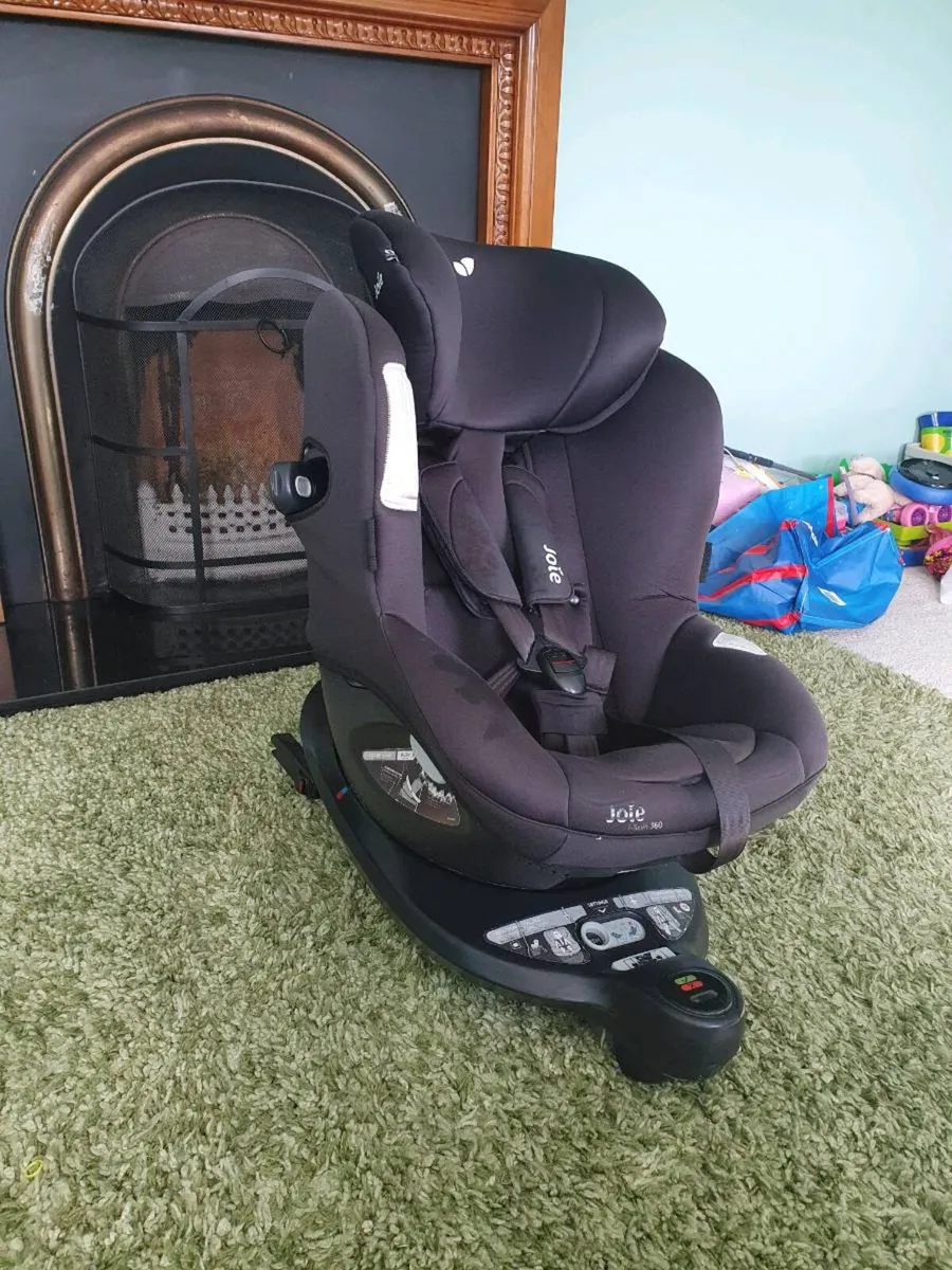 Car Seats - Image 2