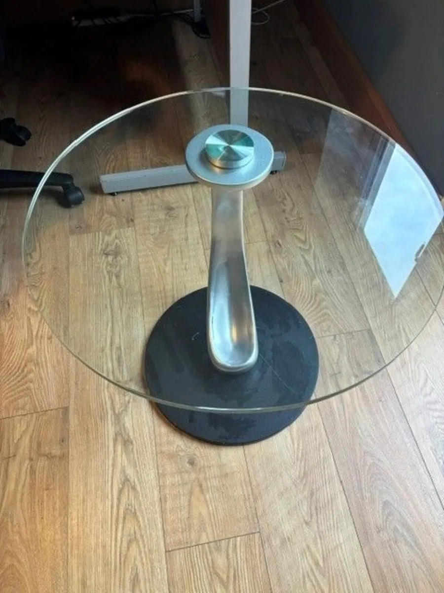 Glass coffee table - Image 2