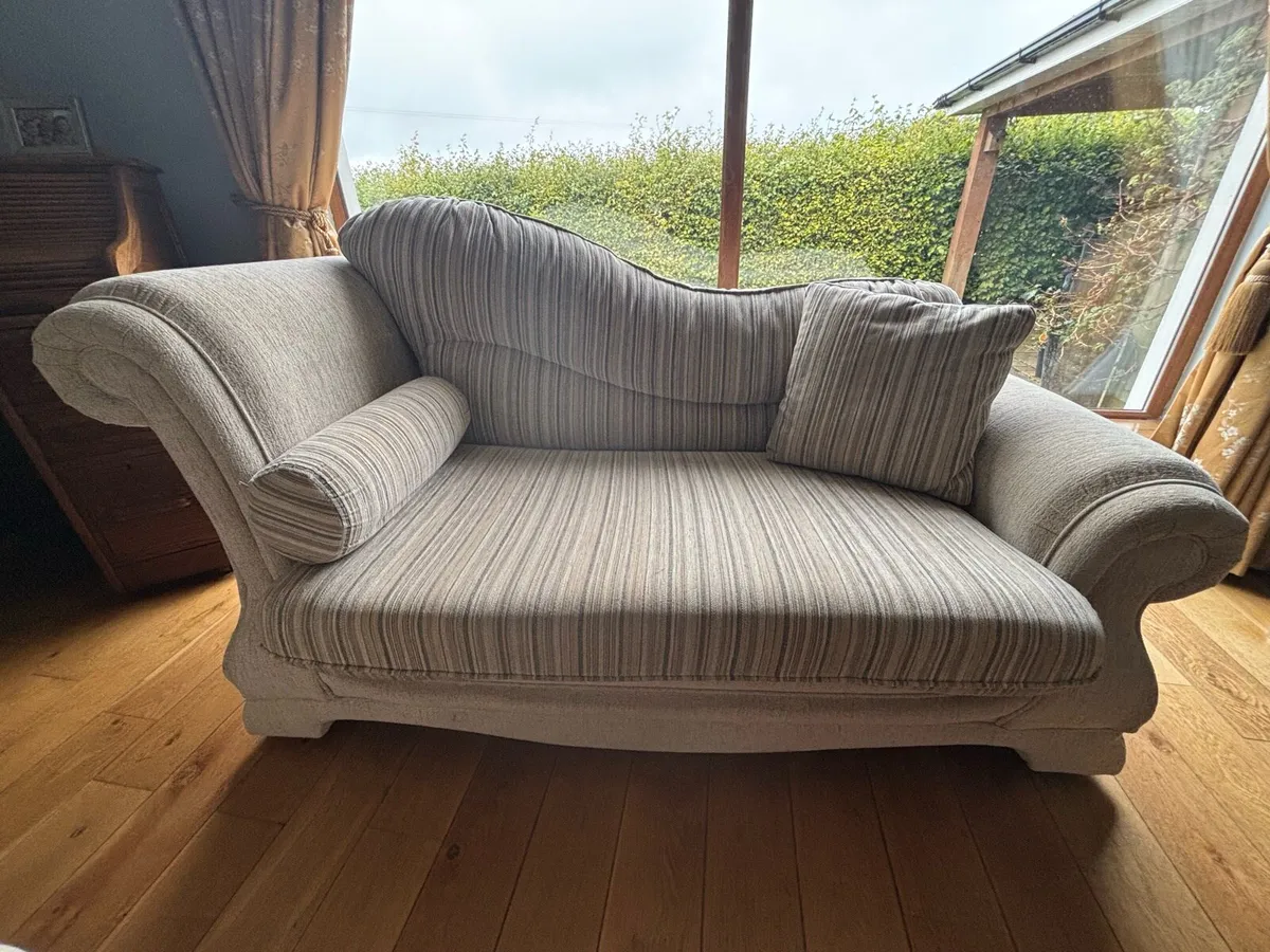 Couch set - Image 3