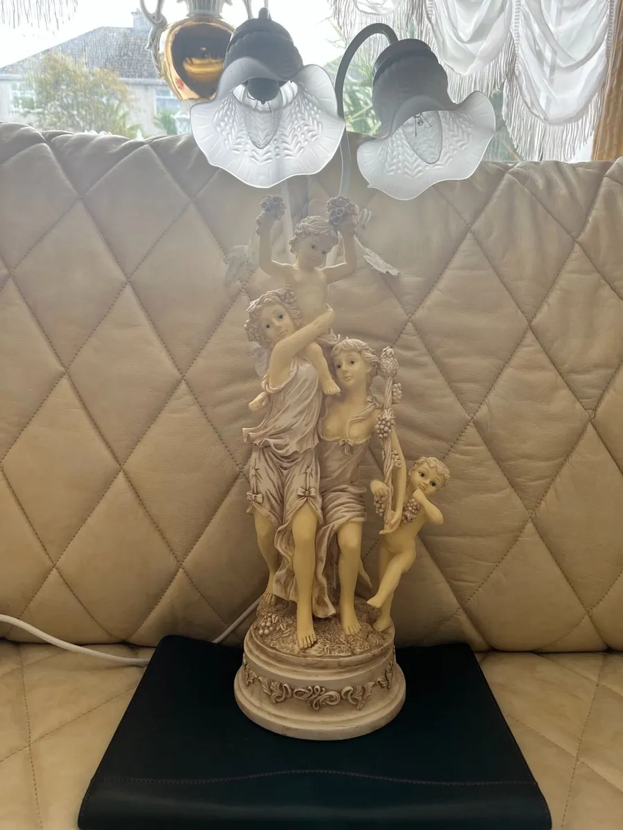 cherub lamps,table and candle table - Image 2