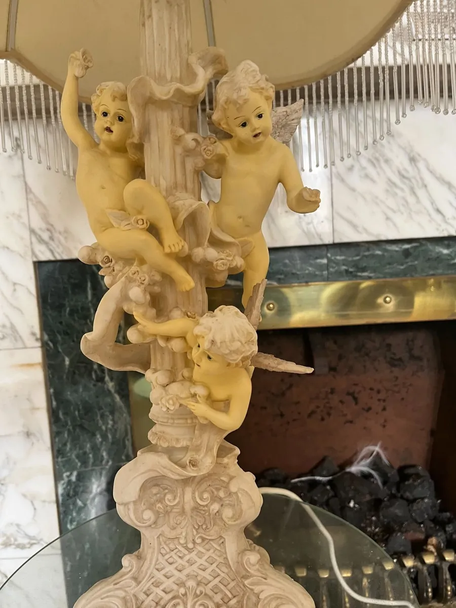 cherub lamps,table and candle table - Image 1