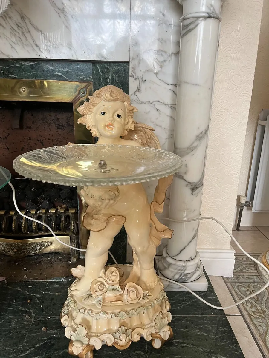 cherub lamps,table and candle table - Image 3