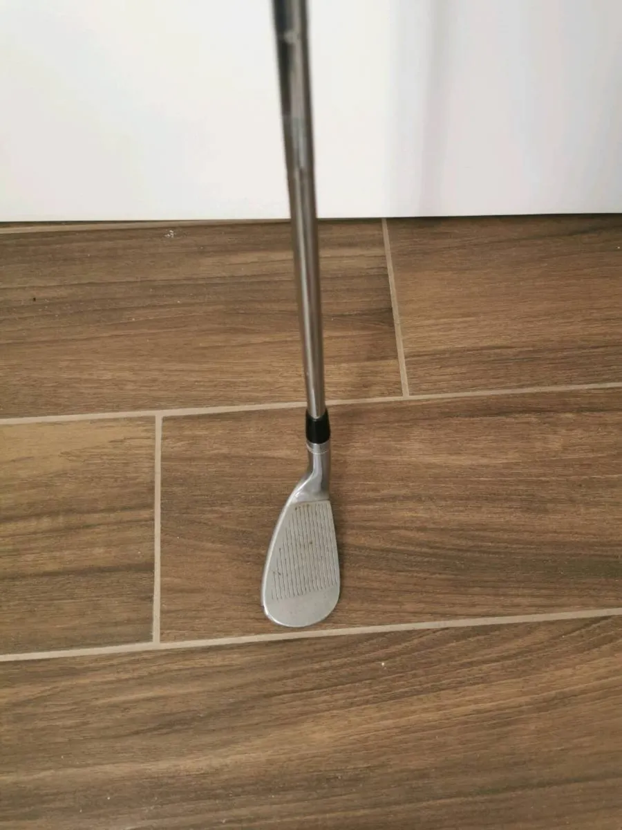 52 degree wedge titleist sm7 - Image 3