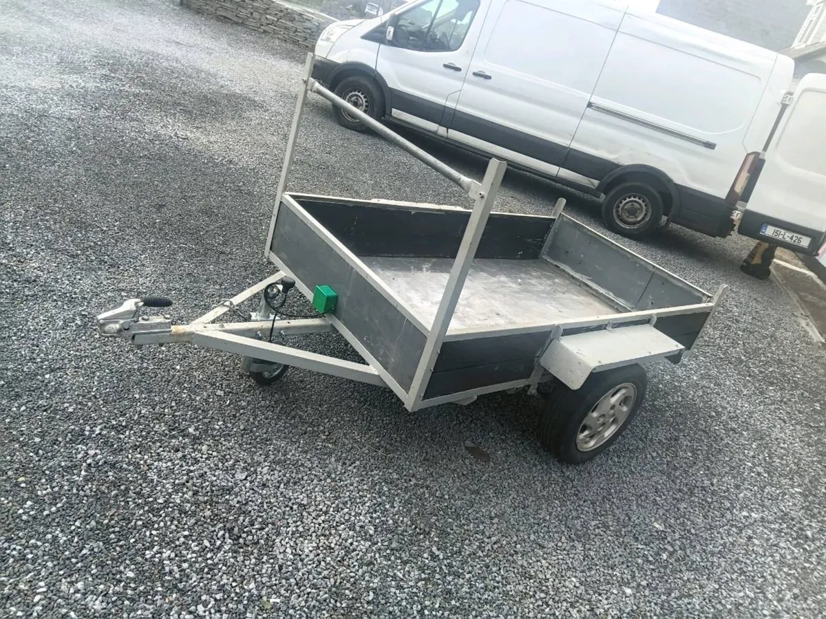 8ft by 4 ft car trailer - Image 1