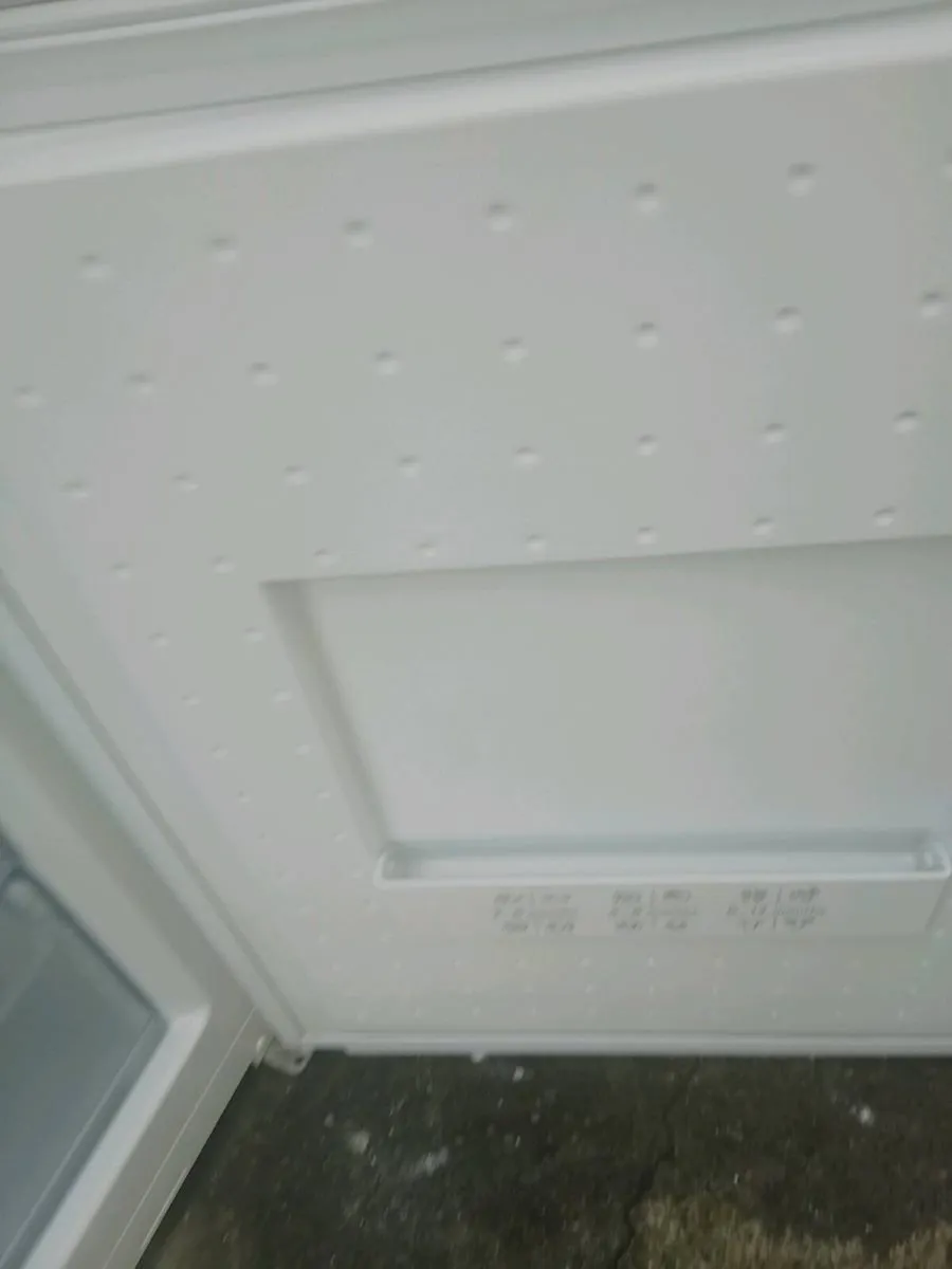 Becko fridge freezer - Image 2
