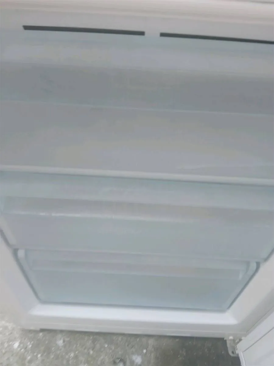 Becko fridge freezer - Image 3