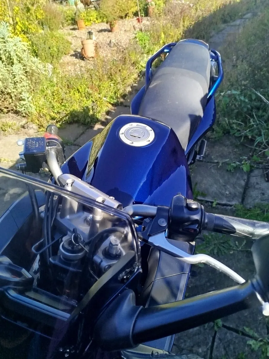 YAMAHA FZ6S2 - Image 3