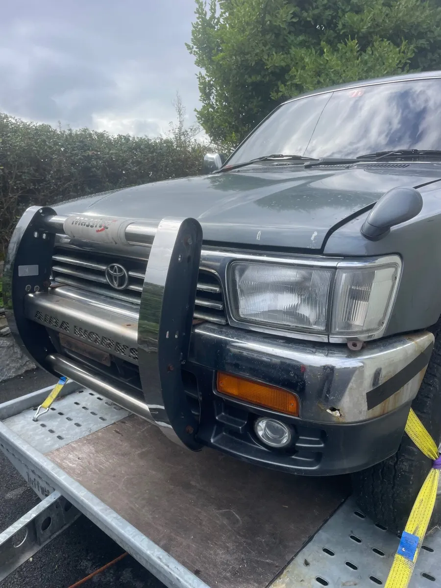 Hilux surf SSRX - Image 1